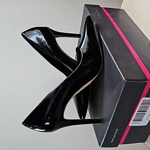 Vince Camuto pumps